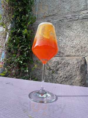 Rbabarrab Kihoskh Bar