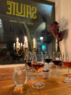 Salute | Wine & Food