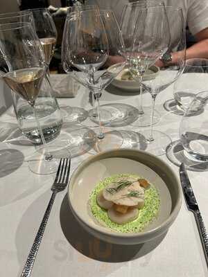 Nomelle - Bistro & Bar