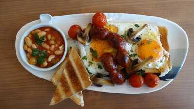 Mara Coffee & Lounge