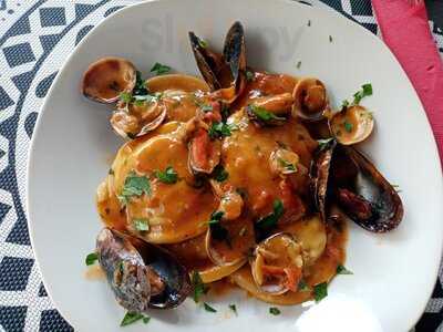 Salinas Food & Drinks