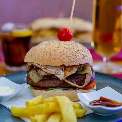 Faustina Café Resto Bar