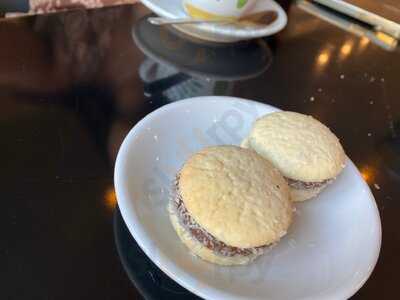 Dolce Coffee & Cakes