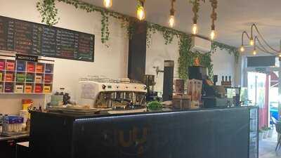 Dolce Coffee & Cakes