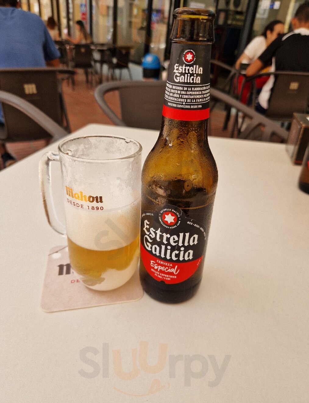 Cafetería-bar Dunia.