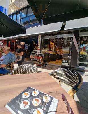 Captain Candy Coffee Bar