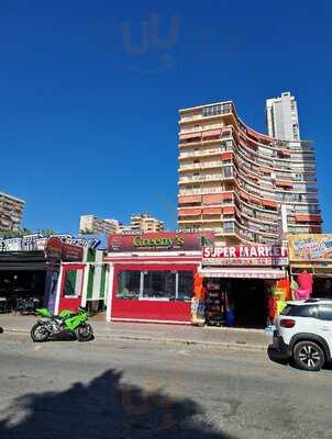 Greeny's Karaoke & Sports Bar