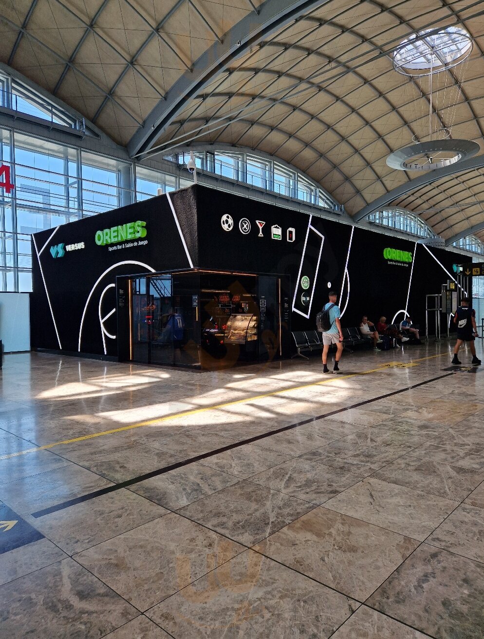 Orenes Sports Bar -alicante Airport