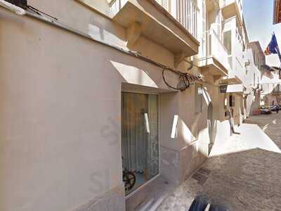 Beatnik Restaurant & Bar