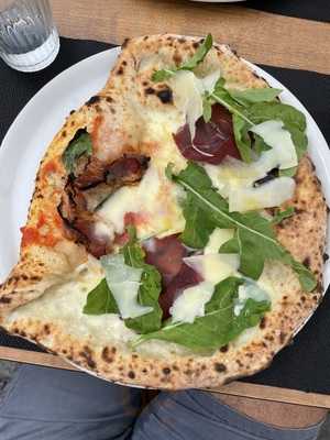 Napoli In Bocca Pizzeria Friggitoria