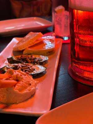 Bodega Biarritz 1881 Tapas Bar