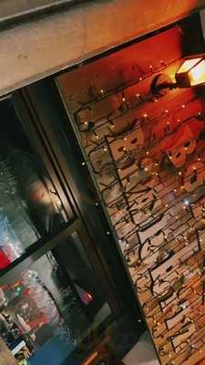 Bodega Biarritz 1881 Tapas Bar