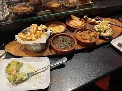 Bodega Biarritz 1881 Tapas Bar