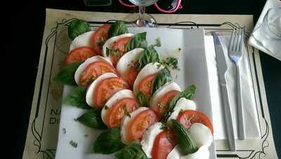 Amigos Bistro By Nas & Dino