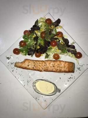 Amigos Bistro By Nas & Dino