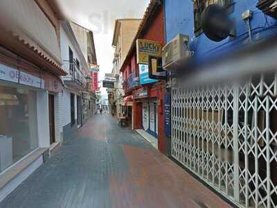 Sherpa Thai And Indian