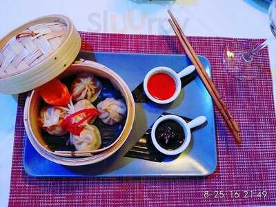 Sherpa Thai And Indian