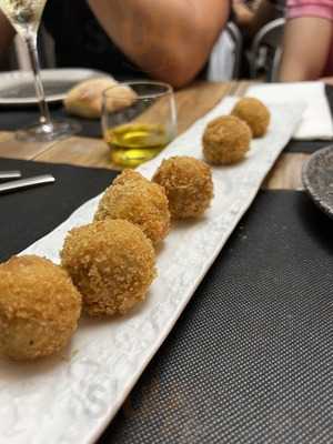 Gozos Mundanos Bistró