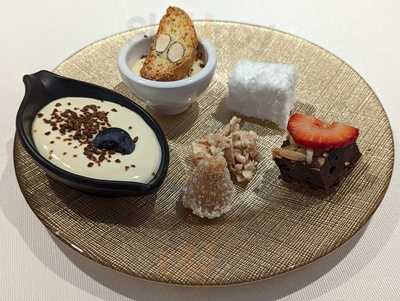 Macarrilla Restaurant