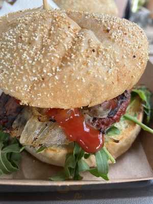 The Burger Cafe - Vegan & Meat Lovers