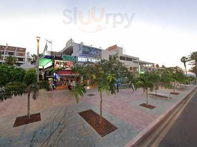 The Burger Cafe - Vegan & Meat Lovers