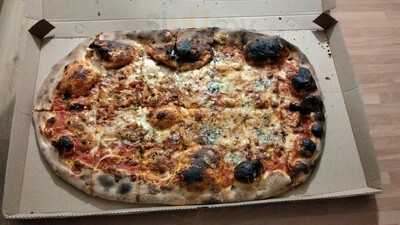 Gloria Benedetta Italian Food