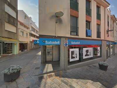 Bodega-enoteca  Els Barrils