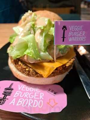 La Camelia Vegan Bar - Photo 7