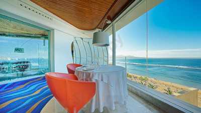 Summum Del Reina Isabel