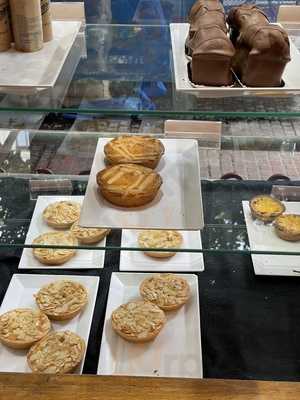 Pasteleria Arrese - Photo 8