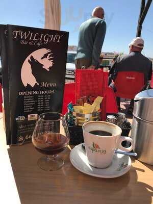 Twilight Bar & Cafe