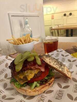 La Pepita Burger Bar