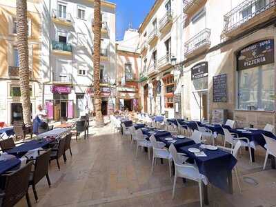 The Plaice In The Corner