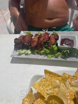 The Breeze Cocktails & Kitchen