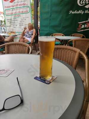 Carriages British Bar