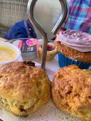 Harriet's Tea Room And Restaurant