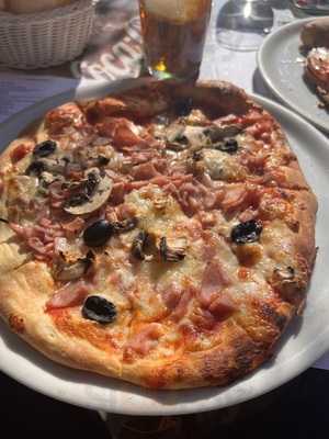 Trattoria Pizzeria La Bambina