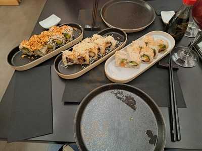 Burbu Sushi & Fusión (centro)