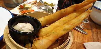 Típico Barra De Tapas