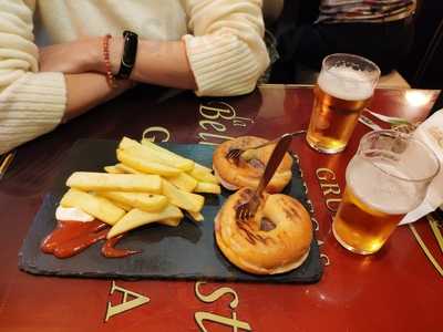 La Bella & La Bestia Origins