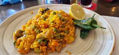 Friends Lounge Bar & Restaurant