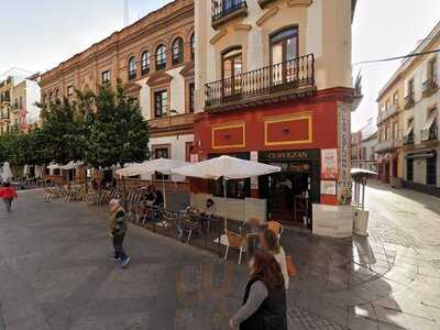 Patio San Eloy - Las Columnas