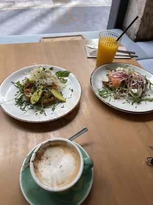 Begreen Salad Company