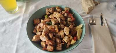 Nova Lua Chea Gastro-bar