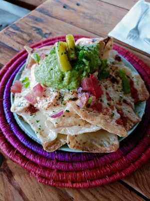 Bon Vent Café & Bar