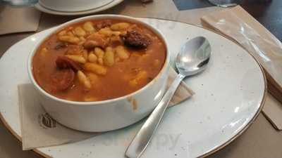 Casa De Comidas Momos