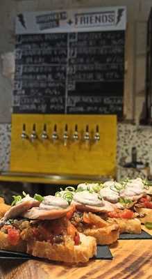 Restaurante Blanco Y Negro