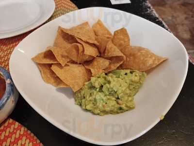 Niña Bonita Cantina