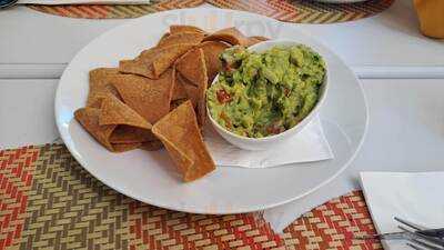 Niña Bonita Cantina