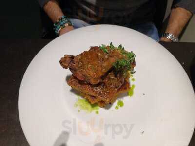 Puerta Osario  Restrobar